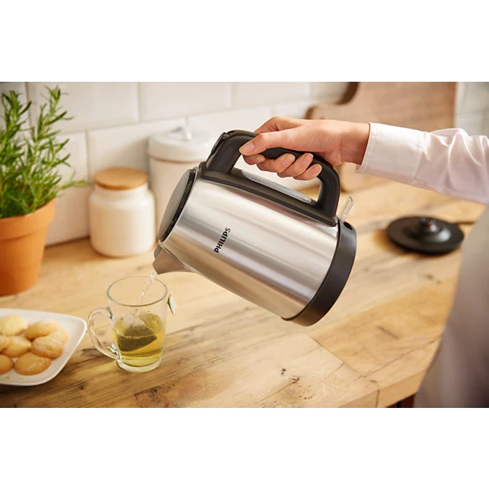 Philips Daily Collection Metal Kettle – HD9350/92 | 1.7L Stainless Steel Fast-Boil Electric Kettle - Image 3